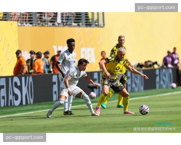 贡萨洛·拉莫斯一传一射,22岁前锋展现全能攻击手潜质 贡萨洛·拉莫斯一传一射,22岁前锋展现全能攻击手潜质