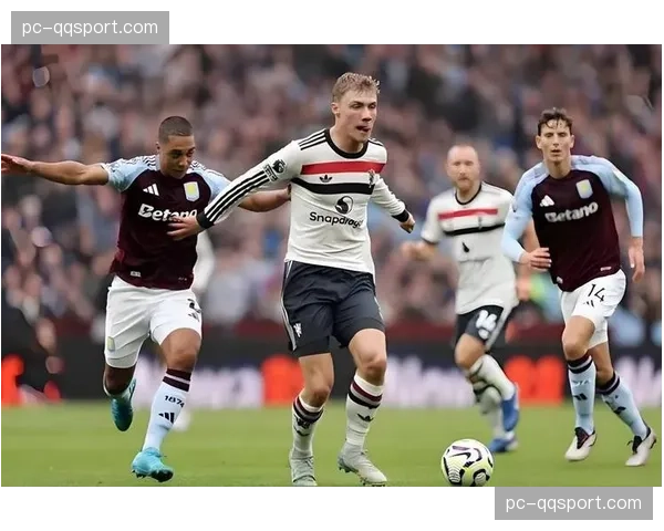 传闻:曼城关注毕尔巴鄂竞技中场核心,其转换中的长传调度受好评 传闻:曼城关注毕尔巴鄂竞技中场核心,其转换中的长传调度受好评